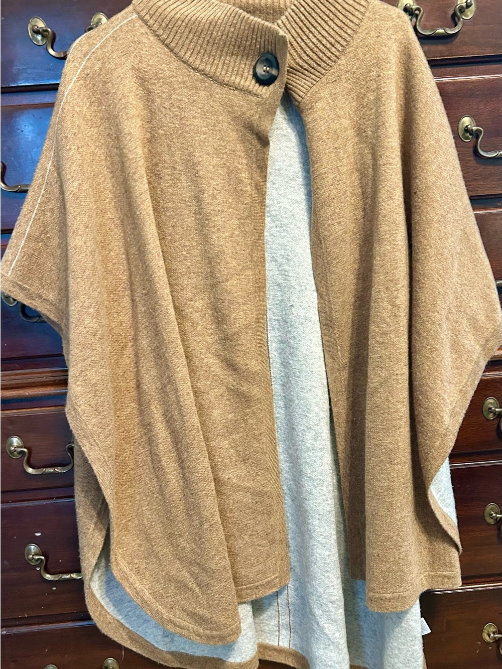 Kerisma Tan & Cream Ribbed Knit Cape